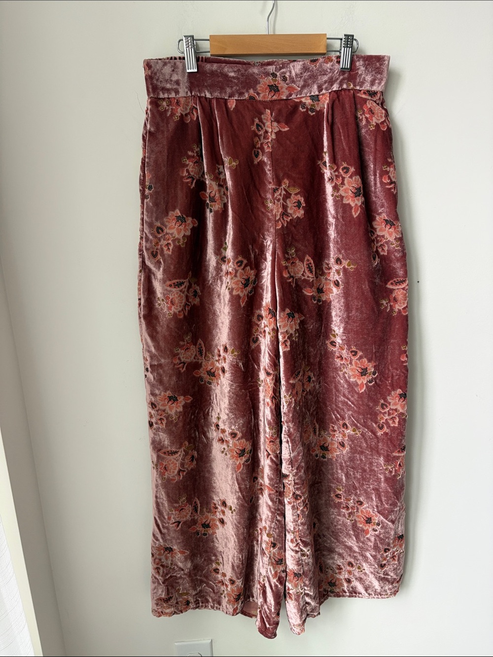 Hutch Floral Velvet Burnout Wide Leg Pants Zip Back Pockets Boho Cottage Size M
